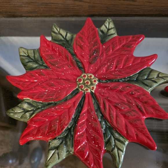 Hand painted ceramic poinsettia trivet- set of 2 - Picture 2 of 5